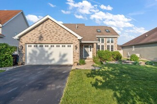 9853 Forest St, Dyer, IN 46311