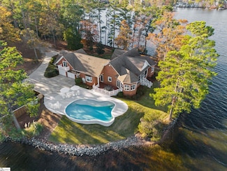 208 Ballentine Ln, Chapin, SC 29036