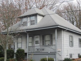 31 Garrison St, Fairhaven, MA 02719