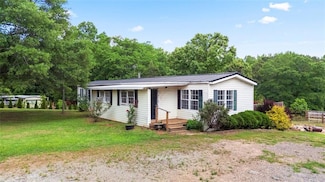 901 N van Wert Rd, Villa Rica, GA 30180