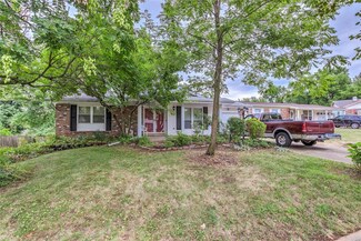 6511 Farm Pond Ct, Florissant, MO 63033