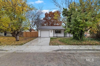 8244 W Holbrook St, Boise, ID 83704