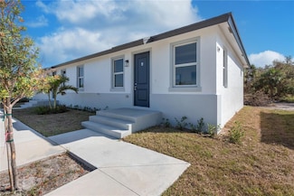 260 Rotonda Blvd N, Rotonda West, FL 33947