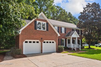 2215 Dogwood Ln, Kinston, NC 28504