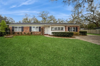 322 Bahamas Ave, Temple Terrace, FL 33617
