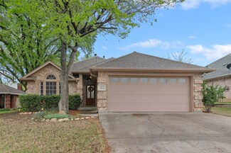 504 Chateau Ct, Denton, TX 76209