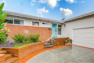 9321 Sisson St, La Mesa, CA 91942
