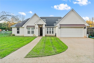 3103 Park Lake Dr, Waco, TX 76708