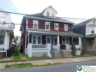 2425 Sycamore St, Easton, PA 18042