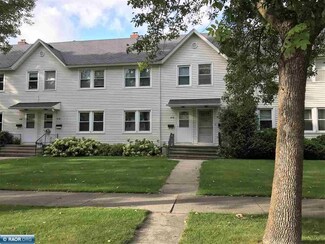 410 5th St, International Falls, MN 56649