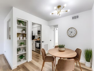 7920 Rockwood Ln Unit 208, Austin, TX 78757