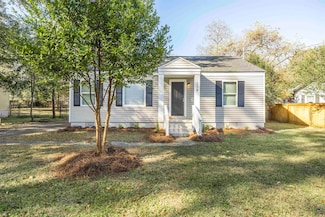 118 Arnold Blvd, Warner Robins, GA 31093