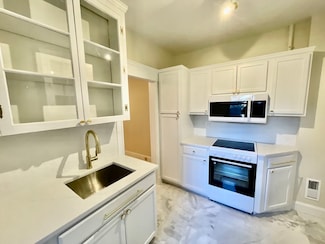 1697 Cambridge St Unit 19, Cambridge, MA 02138