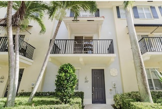 157 Cat Rock Ln, Jupiter, FL 33458