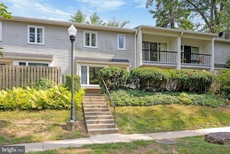236 E Chelsea Cir, Newtown Square, PA 19073