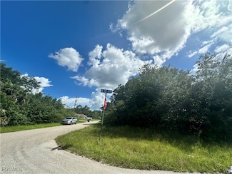 1621 Canton Ave, Lehigh Acres, FL 33972