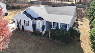 10 Kinlock Ln, Travelers Rest, SC 29690