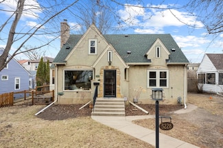 5228 Shoreview Ave, Minneapolis, MN 55417