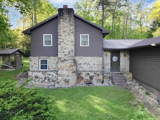 272 Ramey Branch Rd, Blaine, KY 41124