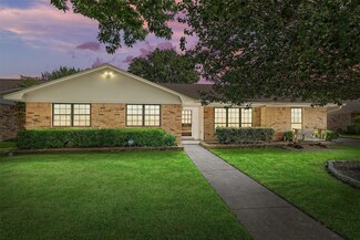 2410 Morning Dr, Baytown, TX 77520