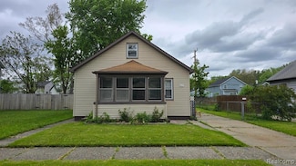 57 E Milton Ave, Hazel Park, MI 48030