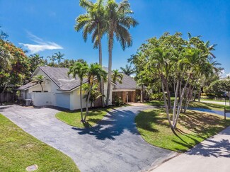 15505 SW 74th Ct, Palmetto Bay, FL 33157