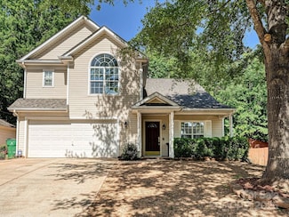 7923 Shiny Meadow Ln, Charlotte, NC 28215