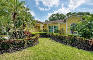 10321 Shady Oak Ln, Seminole, FL 33777