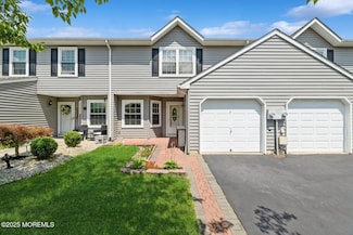 7 Sloop Square, Freehold, NJ 07728