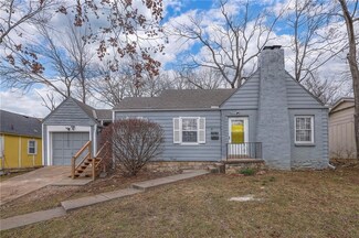 904 E 84th St, Kansas City, MO 64131