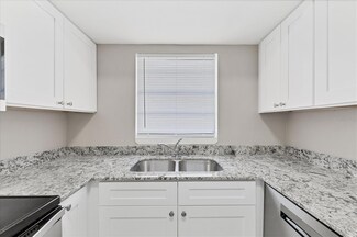 101 Avenida de Bahia, Nokomis, FL 34275