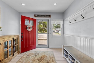 45 Maplewood Ave, Tyngsboro, MA 01879