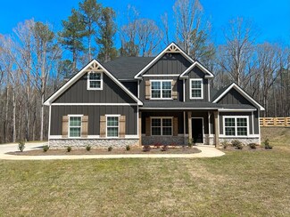 216 N Davis Rd, Lagrange, GA 30241