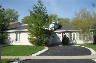 7282 Skyline Dr, Justice, IL 60458