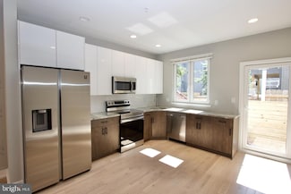 2417 N Hancock St, Philadelphia, PA