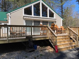 19 Weetamoe Rd, Center Ossipee, NH 03814
