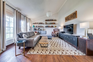 2910 Blueridge Ln, Garland, TX 75042