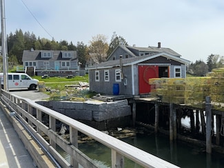 65 E Shore Rd, Swans Island, ME 04685