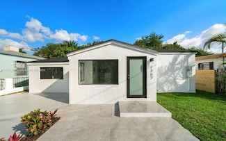 1367 NW 41st St, Miami, FL 33142