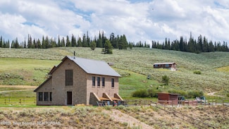 13 Spirit Winds Way, Bondurant, WY 82922