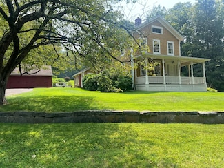 14 Mountain Rd, Woodbury, CT 06798