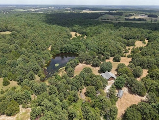 236 Cuz's Acres Ln, Salem, AR 72576