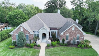 568 Graeser Rd, Saint Louis, MO 63141