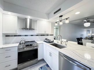 1001 Seafarer Cir Unit 1020, Jupiter, FL 33477