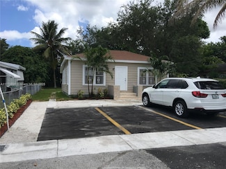 32 NE 169th St Unit 2, North Miami Beach, FL 33162