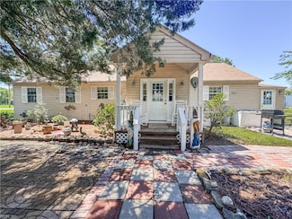 1912 Pleasant Ridge Rd, Virginia Beach, VA 23457