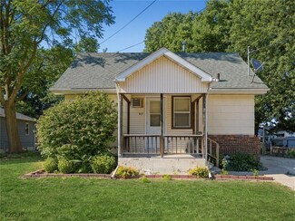 917 Randolph St, Des Moines, IA 50315