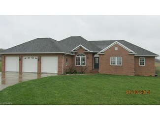 9457 Rowe Rd NW, Sugarcreek, OH 44681