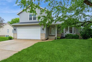 3065 Primrose St, Marion, IA 52302