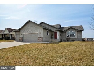 1174 Hidden Creek Blvd, Mayer, MN 55360